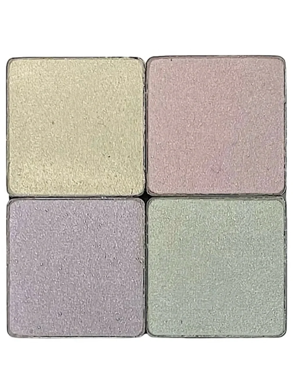 Victoria’s Secret Pro Prismatic Pearl Eyeshadow Quad